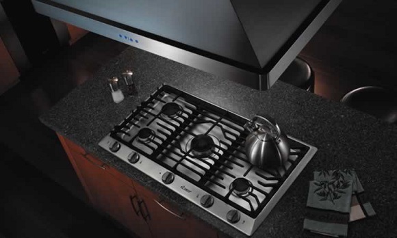 Name brand ranges for homes in Wisconsin Quality Ranges from the Milwaukee Appliance Supplier